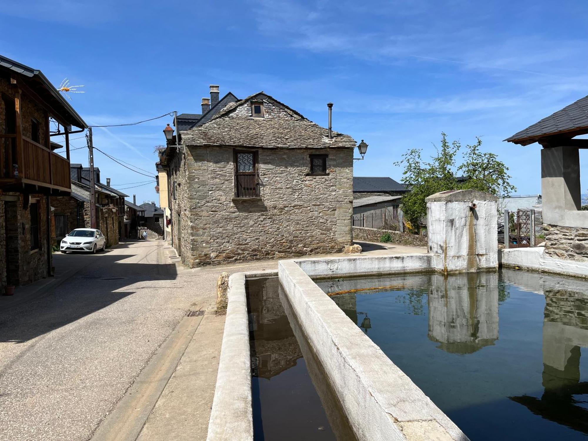 La Casina De La Yeye Holiday home San Cristobal de Valdueza